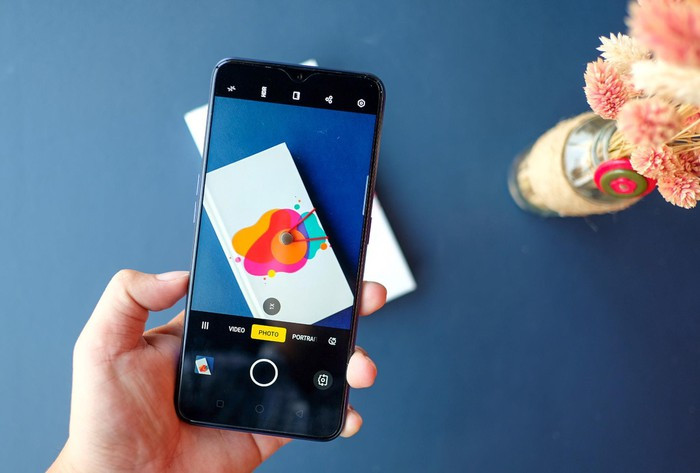 Chi tiet Oppo F11: Ban rut gon cua F11 Pro, gia 7,3 trieu dong-Hinh-5