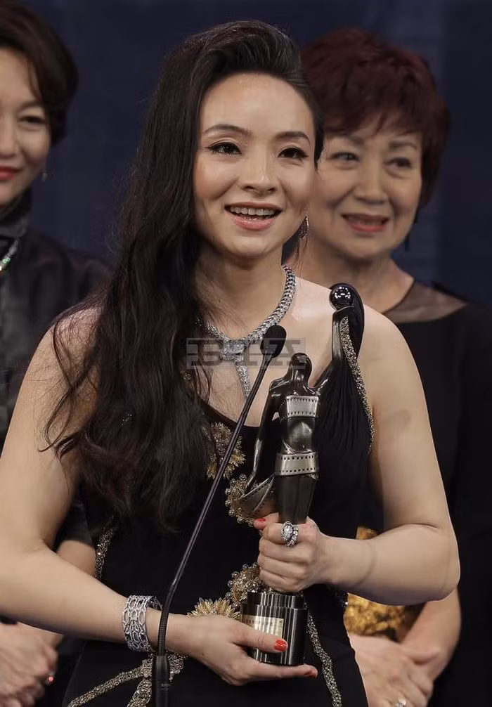 Nu dien vien khong ten tuoi dat giai anh hau Kim Tuong nho vai cuong dam-Hinh-2