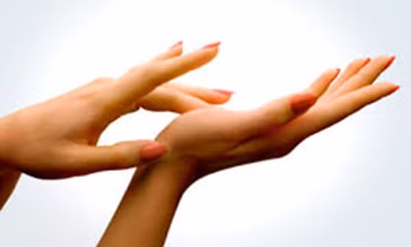 Xem ban tay, doan benh ly, tinh cach chu nhan