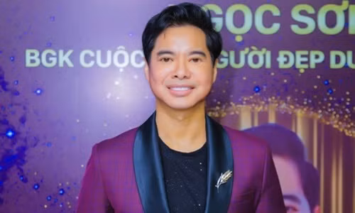 Lan hiem hoi “ong hoang nhac sen” Ngoc Son chia se chuyen tinh cam