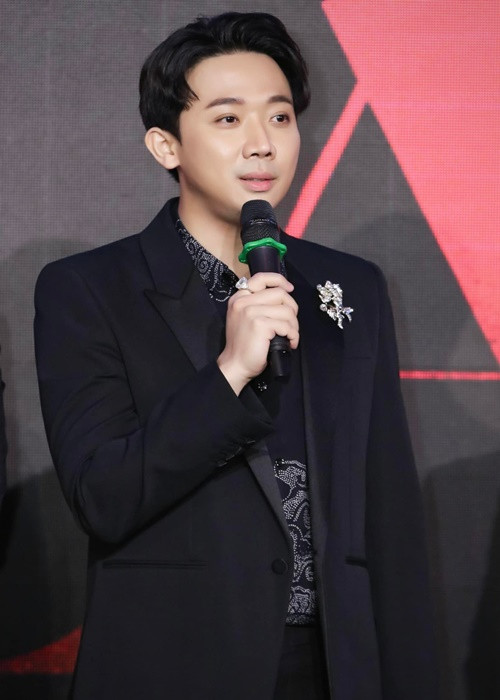 Can tai dien xuat cua dan sao nu 