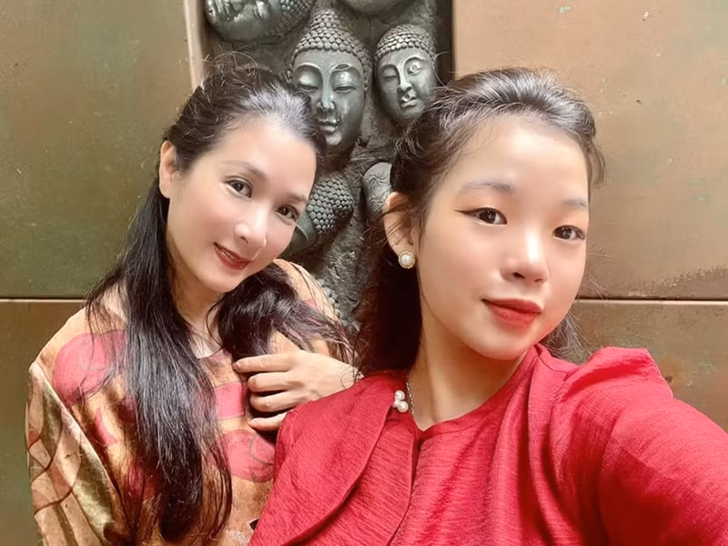 Thanh Thanh Hiền cho biết, cô chia sẻ nhiều điều trong cuộc sống lẫn công việc với con gái Thái Phương. Ảnh: FBNV