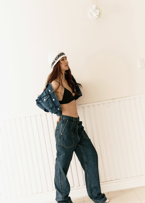 Lần này, Diễm My diễn chung với các nghệ sĩ gạo cội như Hữu Châu, Hồng Vân, Khánh Huyền và đóng cặp với Trần Quốc Anh.