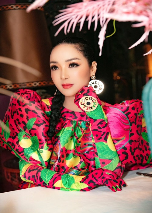 Khi không còn gắn bó, Giáng My và người xưa vẫn thống nhất cùng nhau giáo dục, chăm sóc con gái. Ảnh: FBNV