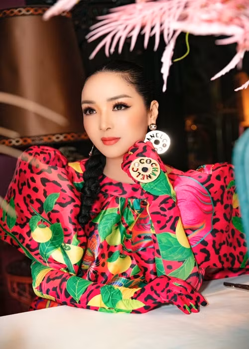 Khi không còn gắn bó, Giáng My và người xưa vẫn thống nhất cùng nhau giáo dục, chăm sóc con gái. Ảnh: FBNV