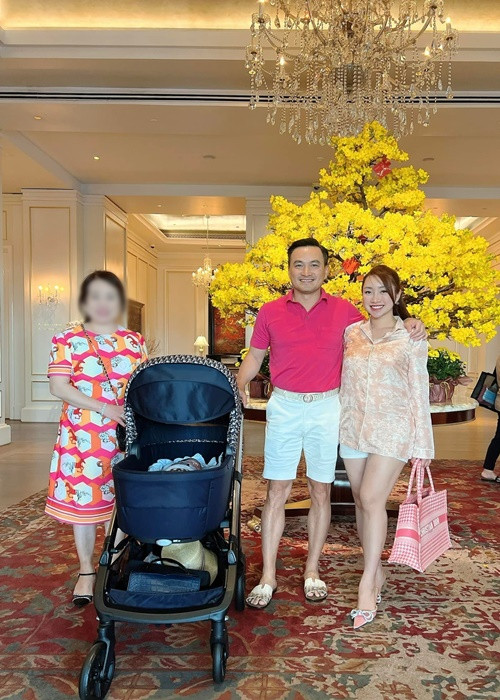 Tái hôn rồi tuyên bố giải nghệ, Chi Bảo đang có cuộc sống vô cùng viên mãn.