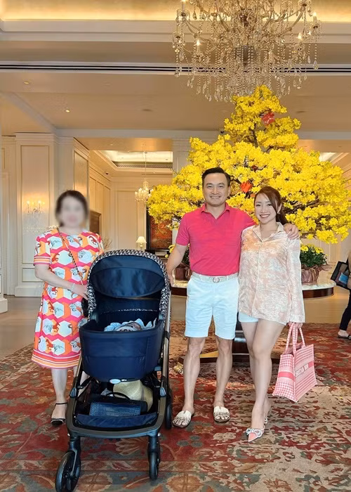 Tái hôn rồi tuyên bố giải nghệ, Chi Bảo đang có cuộc sống vô cùng viên mãn.