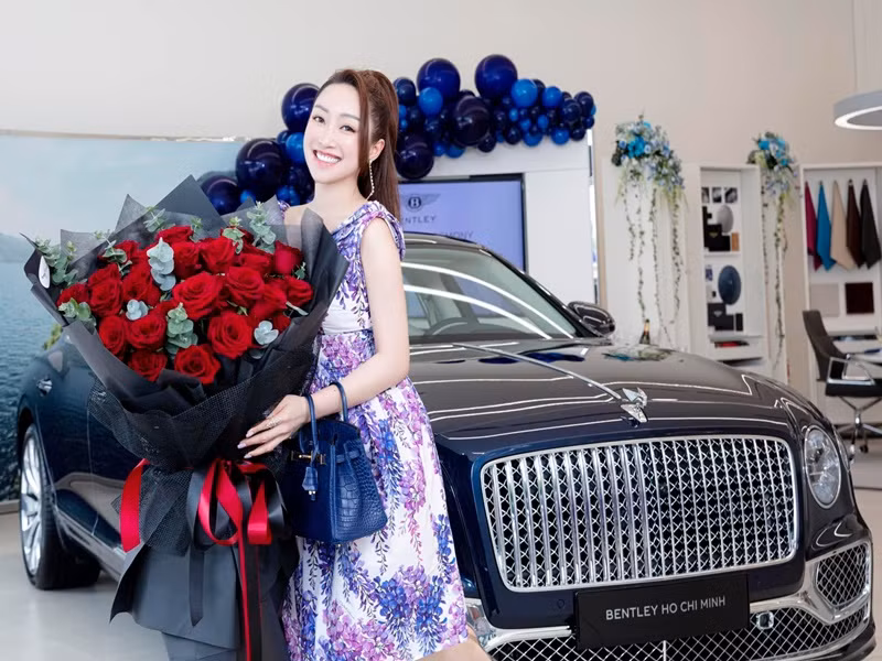 Thùy Chang gửi lời cảm ơn đến người bạn đời. "2 mẹ con cảm ơn papa", Thùy Chang viết.