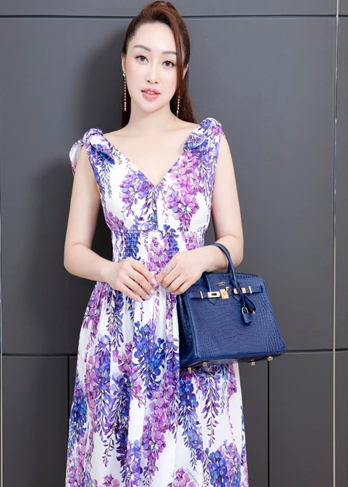 Thay vì tháng 1/2022, đến nay, vợ chồng Chi Bảo mới nhận được xe.