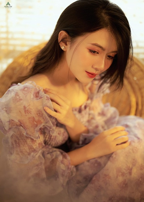 Cô từng tiết lộ thần tượng ca sĩ Hương Tràm.