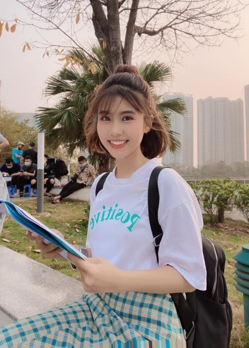 Quỳnh Trang nhận được sự quan tâm của nhiều khán giả khi vào vai con gái của Việt Anh trong “Chồng cũ, vợ cũ, người yêu cũ”.