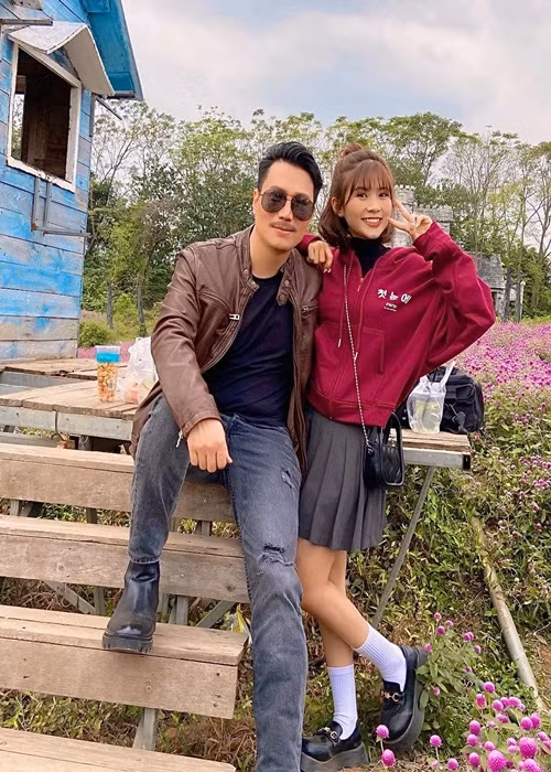 Soi nhan sac “con gai Viet Anh” trong “Chong cu, vo cu, nguoi yeu cu”