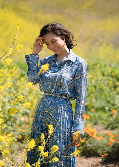 Bên cạnh đồi cải vàng ở Chino Hills, Thanh Mai thăm thú được nhiều địa điểm trong chuyến sang Mỹ. Gần nhất, nữ MC cùng con gái dạo chơi những địa danh nổi tiếng ở Washington, trong đó có trường đại học 150 tuổi, vườn hoa anh đào.