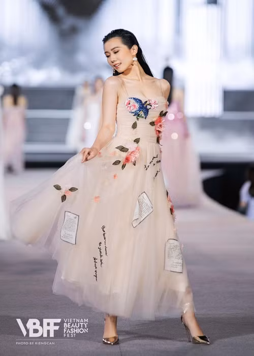 Người đẹp sinh năm 2003, cao 1m70. Ảnh: Fanpage Miss World Vietnam