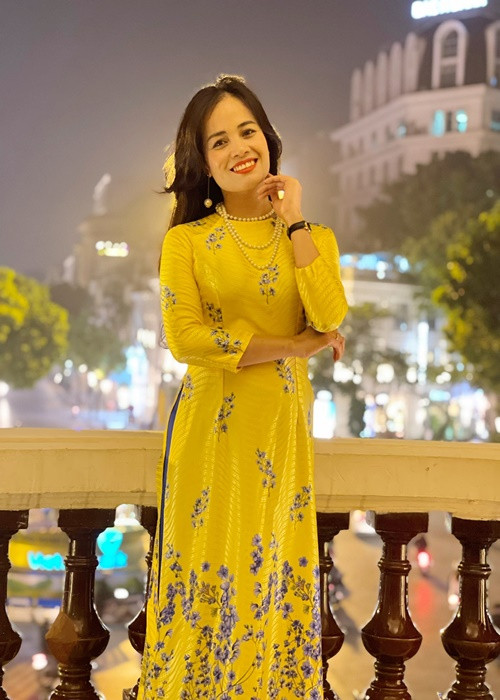 “Anh sẵn sàng lo việc gia đình cho vợ để giảm bớt gánh nặng. Chỉ riêng điều đó thôi, tôi đã cảm thấy có động lực để mà làm tất cả những việc còn lại rồi”, Thu Hà cho hay. Ảnh: FBNV