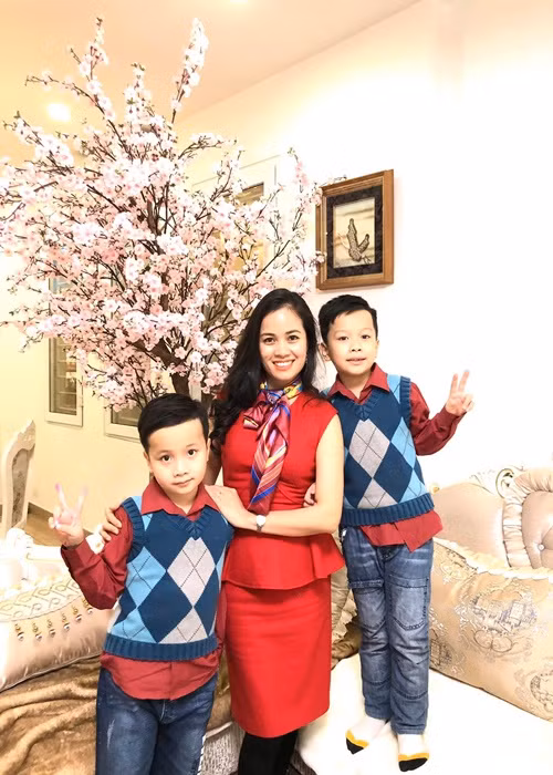 Nữ diễn viên phim “Thương ngày nắng về” kết hôn năm 2006. Ông xã của cô không hoạt động nghệ thuật. Thu Hà hiện có hai con trai sinh đôi. Ảnh: FBNV