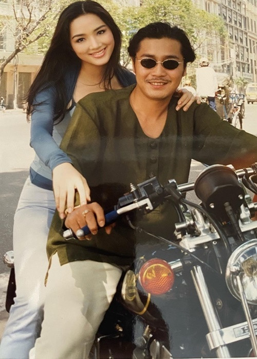 Lý Hùng từng chia sẻ về bạn diễn ăn ý: "Giáng My có một vẻ đẹp riêng, rất quý phái và sang trọng, không lẫn với người nào hết. Cô ấy hợp với những vai hoàng hậu, công chúa, đi lại nhẹ nhàng thanh cảnh chứ không hợp với những người đàn bà vất vả lam lũ". Ảnh: Vietnamnet