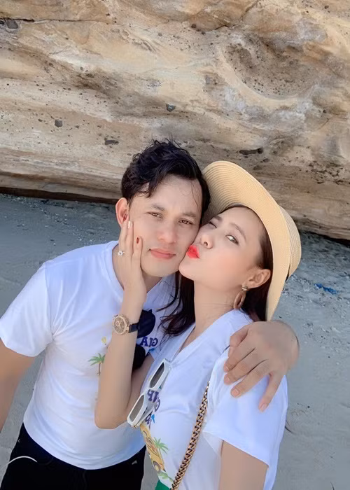 Hồ Bích Trâm tâm sự rằng cô may mắn được gặp đúng người, đúng thời điểm. Ảnh: FBNV