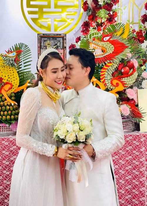 1 nam sau dam cuoi deo vang triu co, Ho Bich Tram gio ra sao?