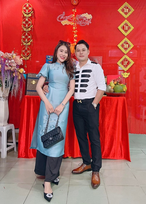 Được ông xã yêu thương, chiều chuộng, Hồ Bích Trâm từng viết trên trang cá nhân: “Biết thế lấy chồng sớm hơn”. Ảnh: FBNV