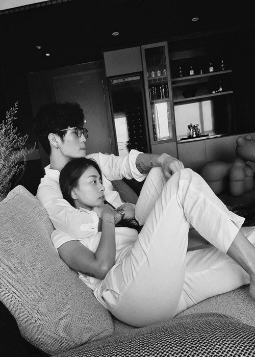 Cặp đôi "chị em" chuẩn bị bước sang trang mới sau 2 năm hẹn hò.