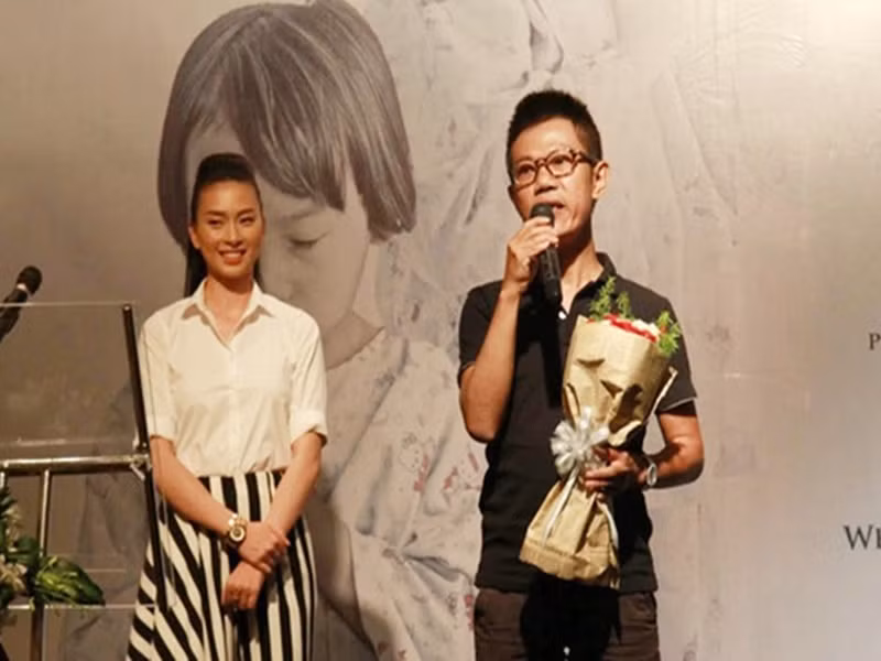 Trước đây, Ngô Thanh Vân vướng nghi vấn tình cảm với nhạc sĩ Quốc Bảo. Trước tin đồn tình ái, người đẹp phủ nhận: "Với nhạc sĩ Quốc Bảo, tôi chỉ dừng lại ở mức độ ngưỡng mộ, chấm hết”. Ảnh: VTV