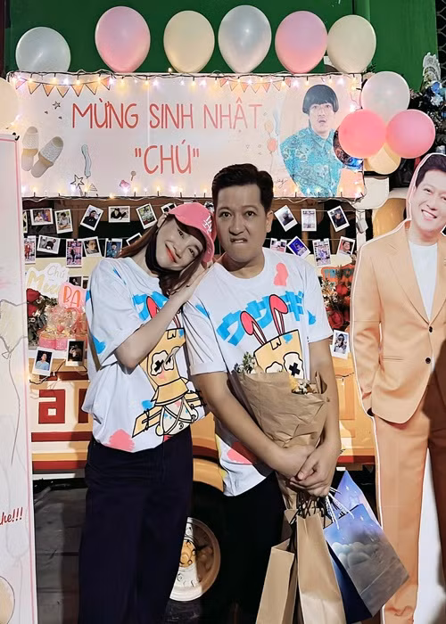 Mới đây, trên trang cá nhân, Nhã Phương đăng tải hình ảnh tổ chức sinh nhật cho ông xã Trường Giang. Ảnh: FBNV