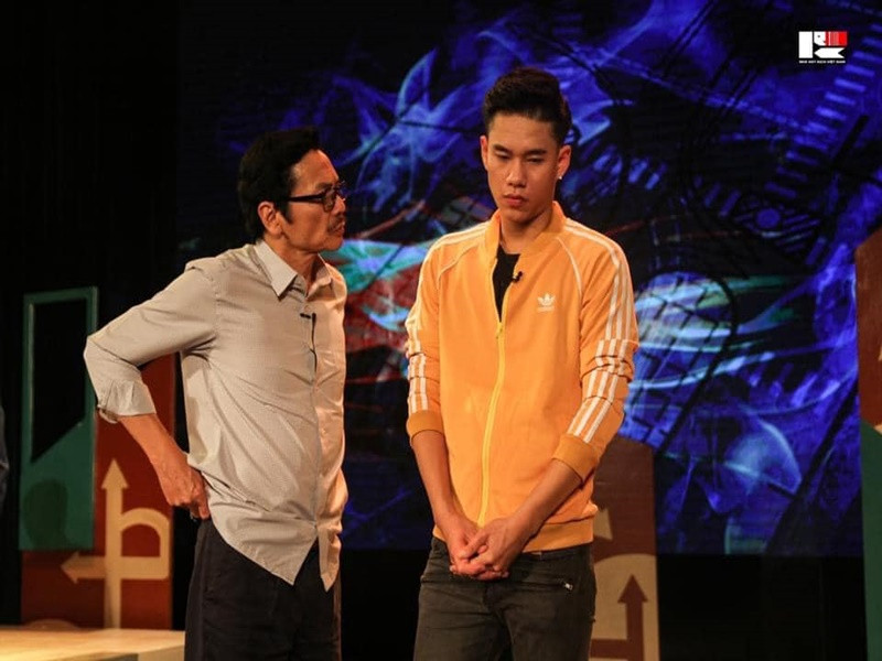 Với Minh Hoàng, thánh đường chính là sân khấu.