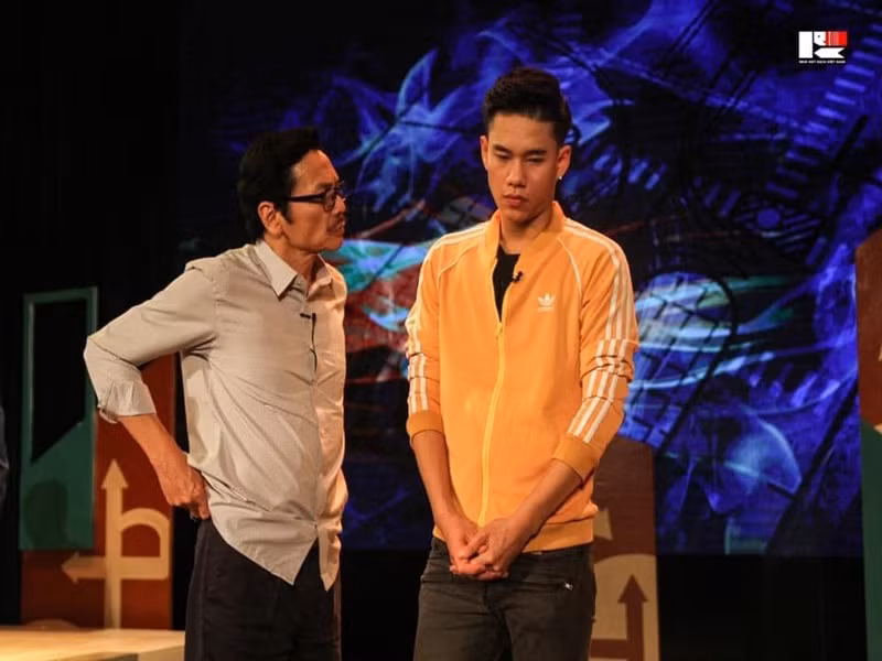 Với Minh Hoàng, thánh đường chính là sân khấu.