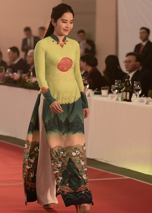 Chân dài gặp nhiều biến cố cách đây ít năm. Ảnh: Bestie