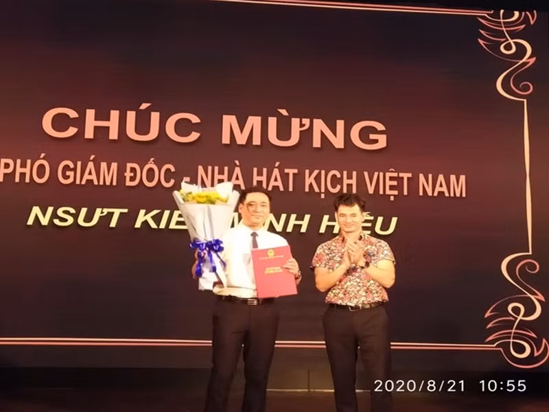 Năm 2020, anh nhận quyết định bổ nhiệm làm Phó giám đốc Nhà hát Kịch Việt Nam. Ảnh: An ninh thủ đô