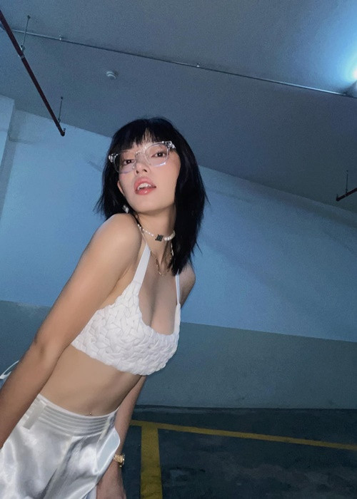 Mới đây, Châu Bùi vướng tin đồn lộ clip qua đêm nhà Binz. Ảnh: FBNV