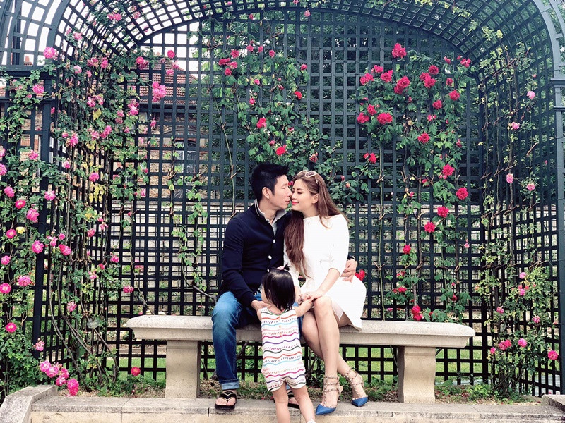 Ông xã của Diễm Trang là doanh nhân Xuân Du. Anh chính là người luôn động viên và sát cánh với Diễm Trang khi cô thi nhan sắc.