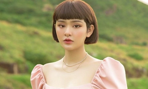 Hien Ho nhan sai, mong khan gia bao dung vu be boi doi tu