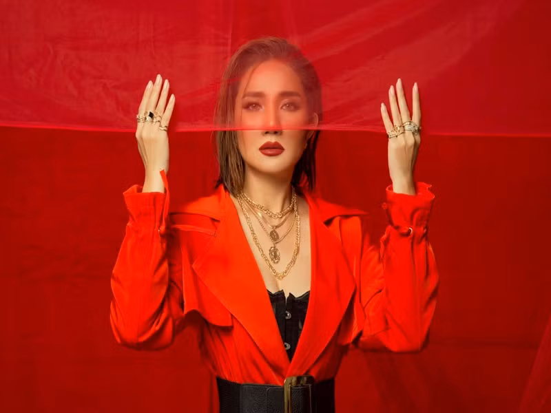 Ngoài Minh Thành, Cát Tường còn trải qua 2 mối tình với trai trẻ. Bà mẹ một con đều lớn hơn 2 bạn trai cũ hơn chục tuổi. Ảnh: FBNV