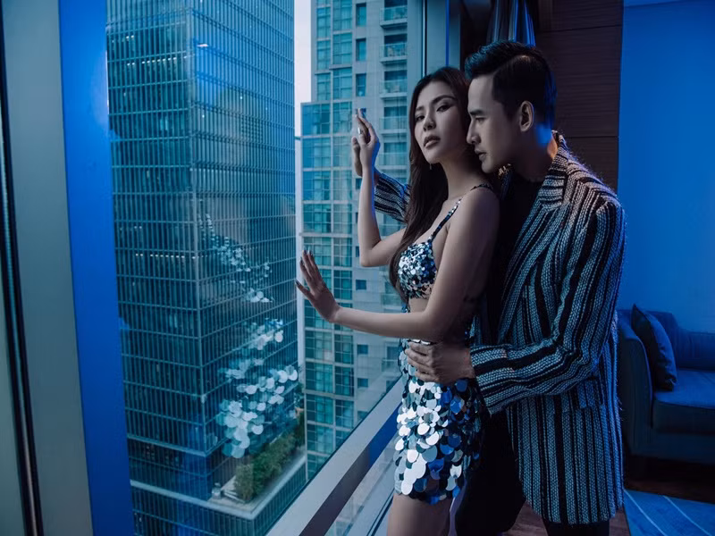 Kỷ niệm 6 năm cưới, Lương Thế Thành bày tỏ rằng anh luôn muốn bên cạnh và chăm sóc Thúy Diễm thật nhiều.