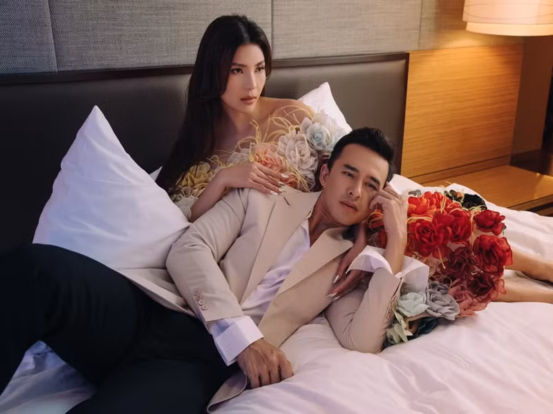 Nam diễn viên còn nhắn nhủ người bạn đời: "Những ngày ở bên em là những ngày bình yên và hạnh phúc. Anh sẽ mãi yêu em như ngày đầu và chia sẻ với em tất cả trong cuộc sống này".