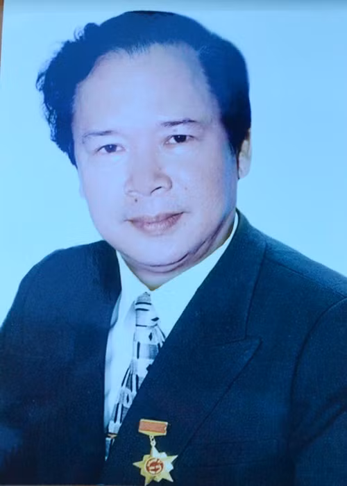 NSƯT Mạnh Tường thi tuyển phát thanh viên Đài Truyền hình Việt Nam. Ông về nhà Đài từ năm 1973. Năm 1975, NSƯT Mạnh Tường được coi là vị trí phát thanh viên “đinh” của Đài. Ảnh: VTV