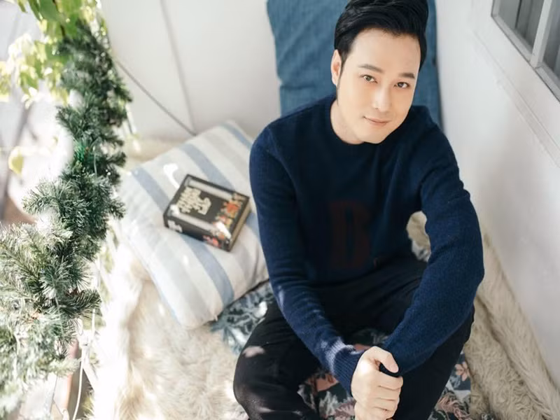 Tuổi 40 của “hoàng tử sơn ca” Quang Vinh có gì độc - lạ? Tuoi 40 cua “hoang tu son ca” Quang Vinh co gi doc - la?