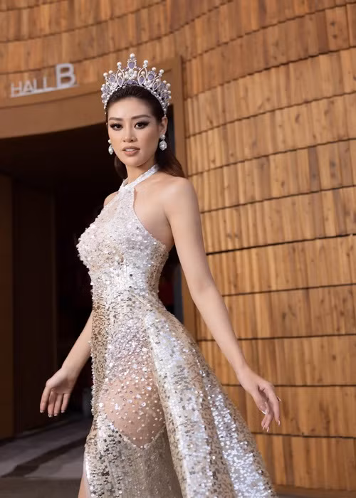 Từ khi đăng quang đến nay, Khánh Vân kín tiếng về chuyện tình cảm. Ảnh: FBNV