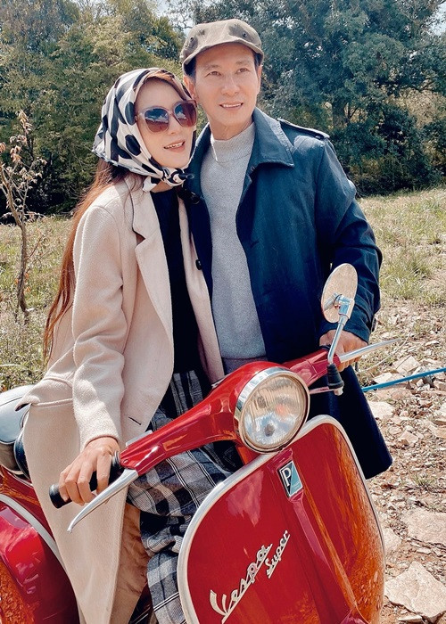 Nhiều người ngưỡng mộ tình cảm của Lý Hải dành cho Minh Hà sau 12 năm kết hôn. Ảnh: Saostar