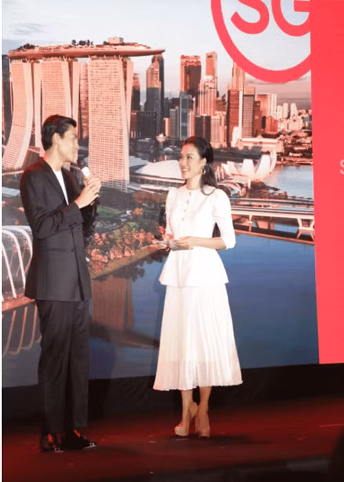 Hoàng Oanh tham gia chương trình với vai trò MC. Ảnh: Công lý và xã hội