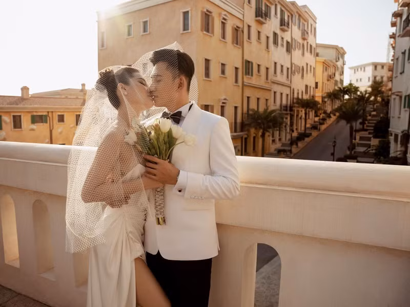 Sống chung, nếu Phương Trinh bận rộn công việc, mẹ của Lý Bình sẵn sàng hỗ trợ việc bếp núc.