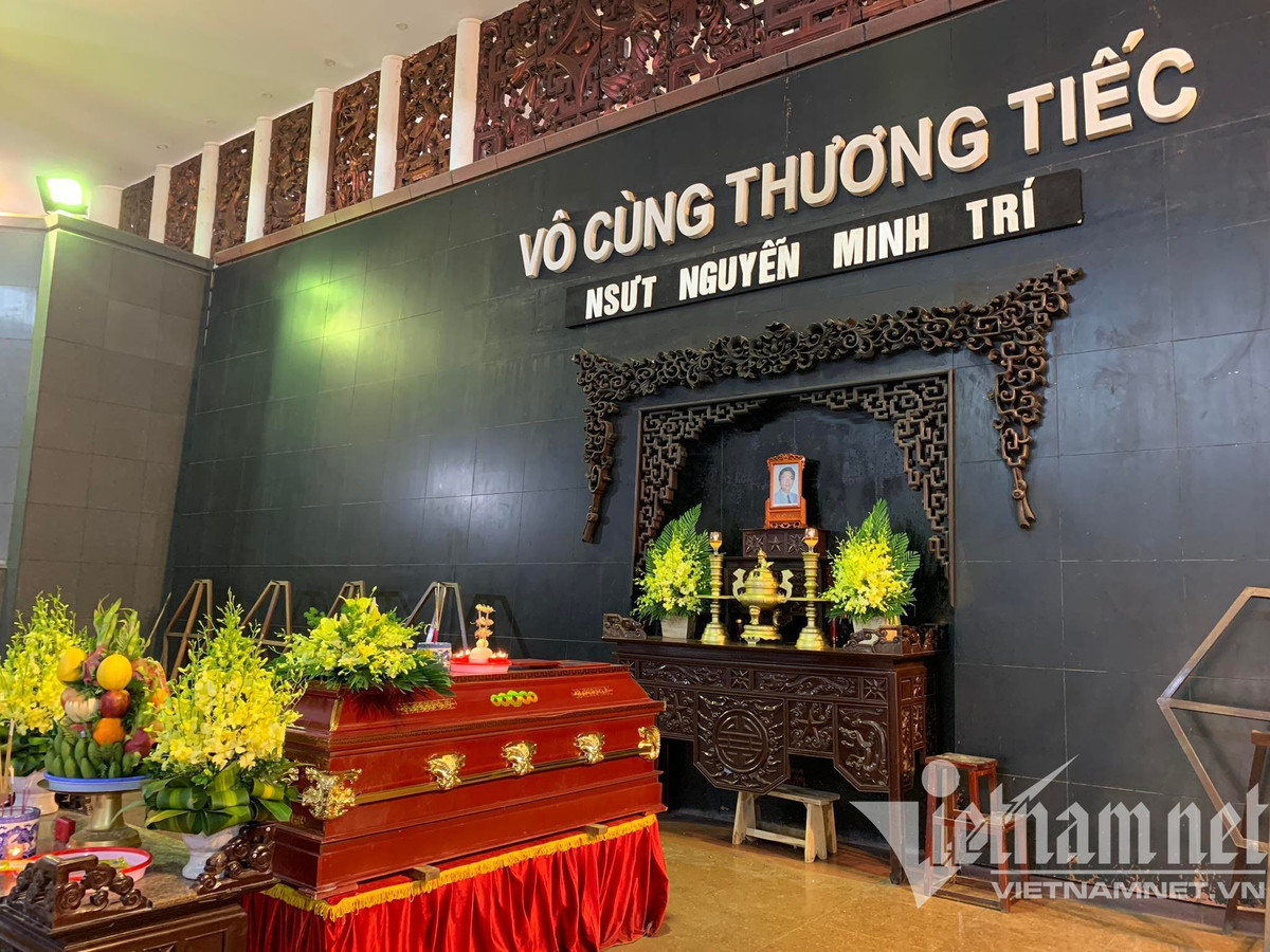 NSƯT Minh Trí là giọng đọc huyền thoại của VTV. Sự xuất hiện của ông đã làm cho bản tin Thời sự gần gũi hơn với khán giả truyền hình và khiến cho bộ phim Tây Du Ký (1986) trở thành bộ phim "để đời" trong ký ức của nhiều người. Năm 1993, ông là một trong 2 phát thanh viên được phong danh hiệu NSƯT đầu tiên về lĩnh vực Phát thanh - Truyền hình.