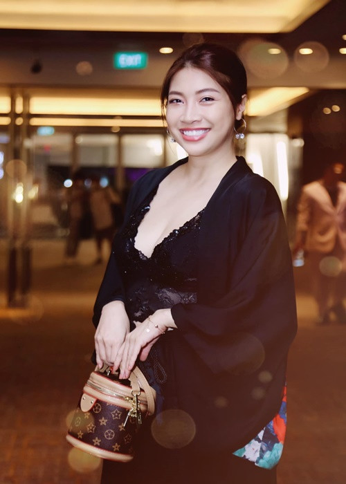 Cách đây không lâu, Pha Lê xác nhận chia tay doanh nhân người Hàn Quốc Emmanuel Shin sau 2 năm đăng ký kết hôn.