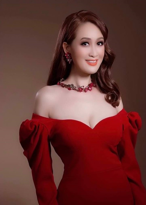 Đàm Lưu Ly cũng làm giám khảo cuộc thi Hoa hậu duyên dáng Hoàn vũ 2022. Ảnh: FBNV