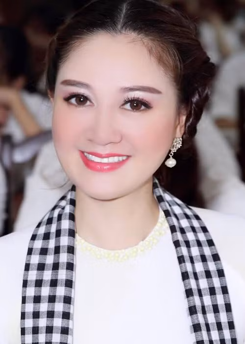 Đàm Lưu Ly có 20 năm kinh nghiệm ở vị trí tiếp viên hàng không và hơn 10 năm giữ vai trò tiếp viên trưởng. Ảnh: Vietnamnet