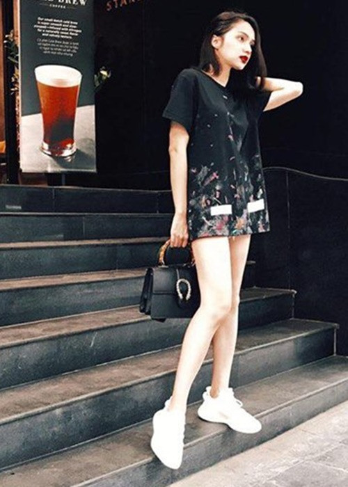 Ngoài Hermes, Hương Giang tậu túi xách của nhiều thương hiệu nổi tiếng khác. Ảnh: Dân Việt