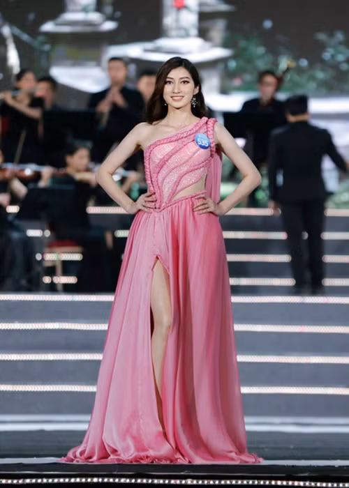 Nguyễn Ánh Dương có mặt trong top 38.