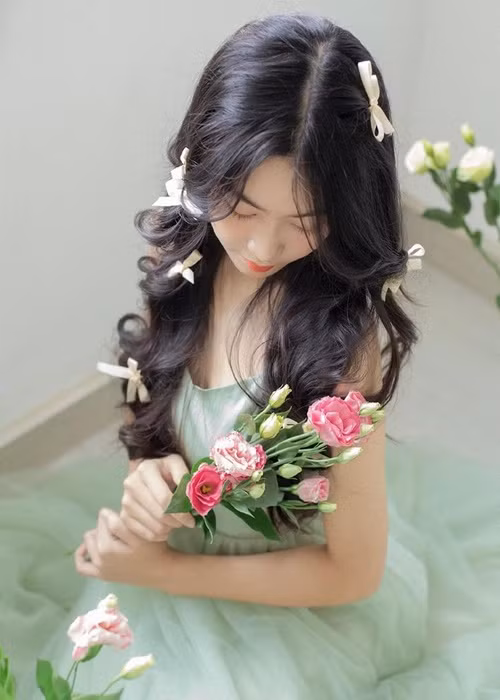 Quyền Linh vừa gửi lời chúc mừng sinh nhật đến con gái.